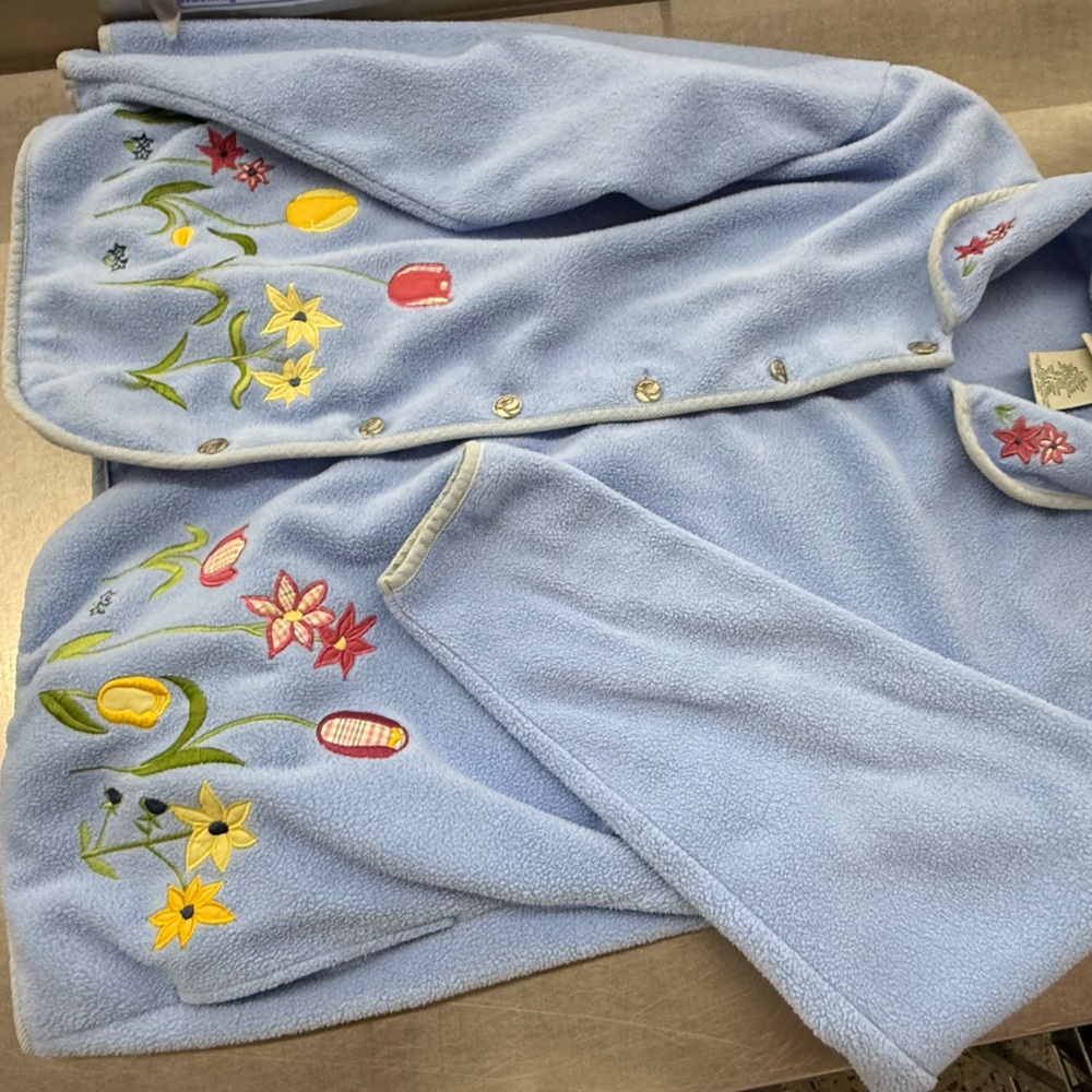 Vintage Northern Relections Light Blue Floral Button up Sweater